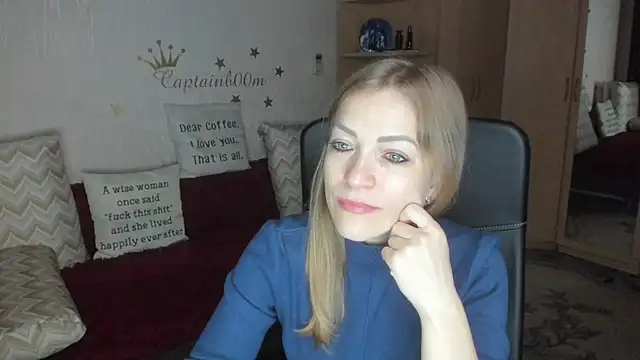 Tiffany Bates online show from 6, 10, 2025