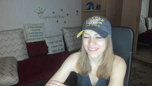 Tiffany Bates online show from 11, 11, 2025