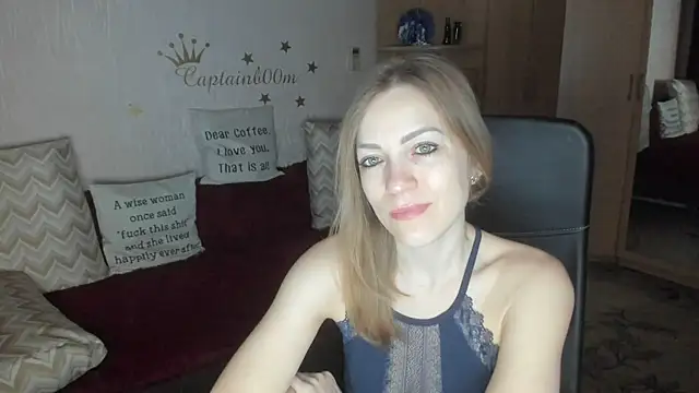 Tiffany Bates online show from 2, 12, 2025