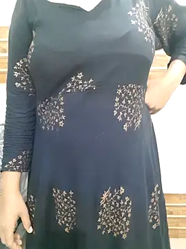 Snapshot of Anchal-si chatting on 4, 10, 2025 Anchal-si online show from 4, 10, 2025