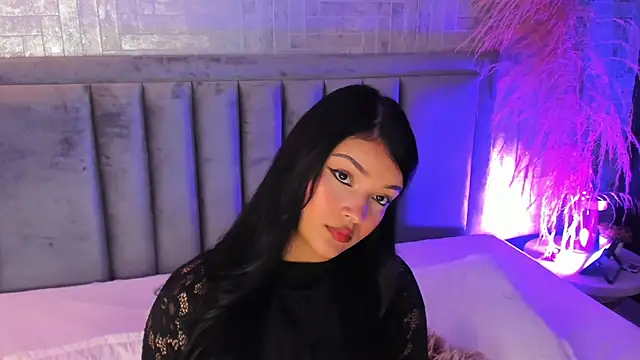 EmmaBlossom online show from 1, 10, 2025