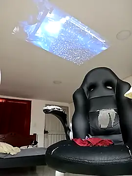 Pingasaboy20 online show from 25, 11, 2025