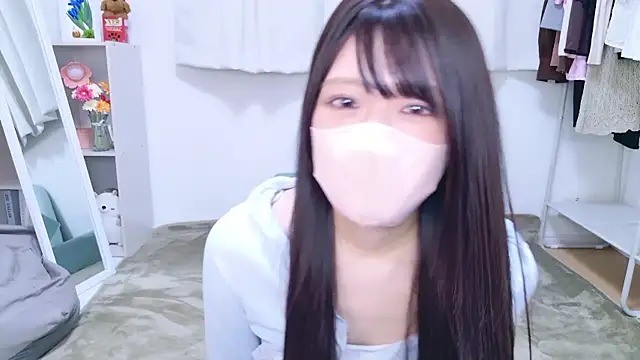 Snapshot of rinochi_ chatting on 6, 10, 2025 rinochi online show from 6, 10, 2025