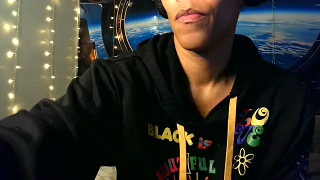 MrsToniTone online show from 5, 12, 2025