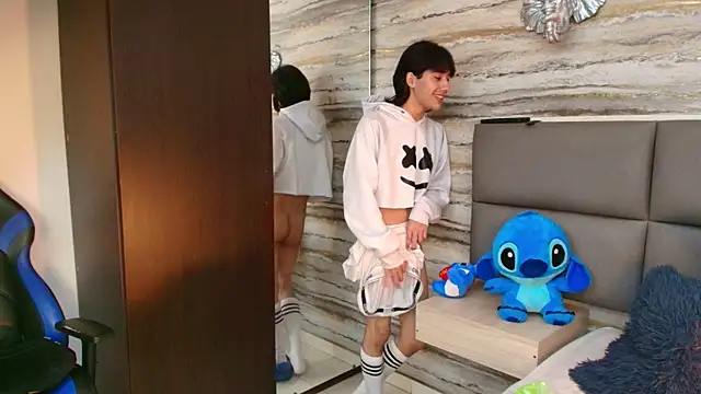 Lovers 21 online show from 5, 12, 2025