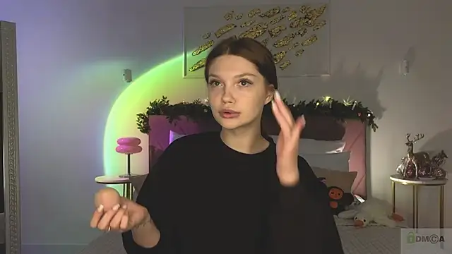 Nicole Broown  online show from 15, 1, 2026