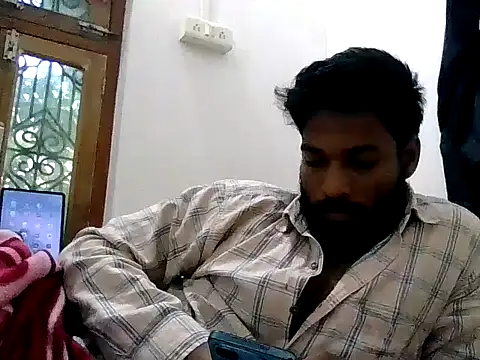 Snapshot of Raw12499 chatting on 13, 11, 2025 Raw12499 online show from 13, 11, 2025