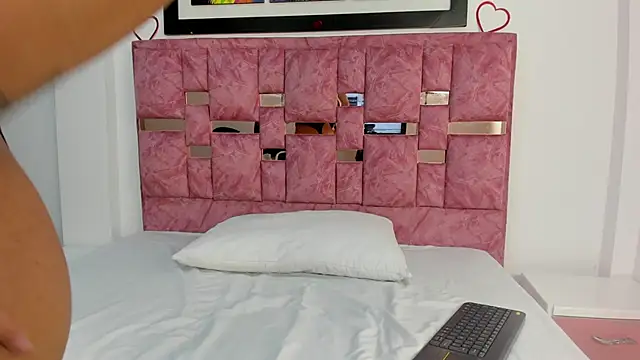 abella lov online show from 16, 10, 2025