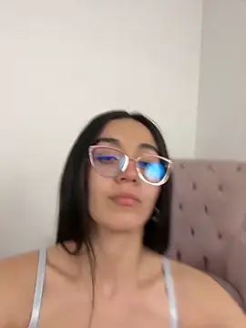 Snapshot of Liaa_sr chatting on 26, 9, 2025 Liaa sr online show from 26, 9, 2025