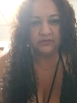 MEYBELLATINA online show from 29, 9, 2025