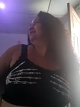 MEYBELLATINA online show from 17, 4, 2026