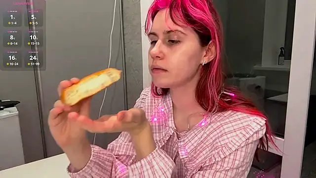 Snapshot of FawnDubler chatting on 27, 9, 2025 FawnDubler online show from 27, 9, 2025