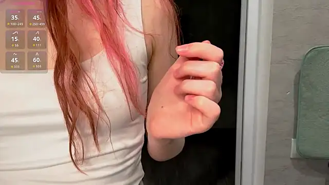 Snapshot of FawnDubler chatting on 15, 10, 2025 FawnDubler online show from 15, 10, 2025