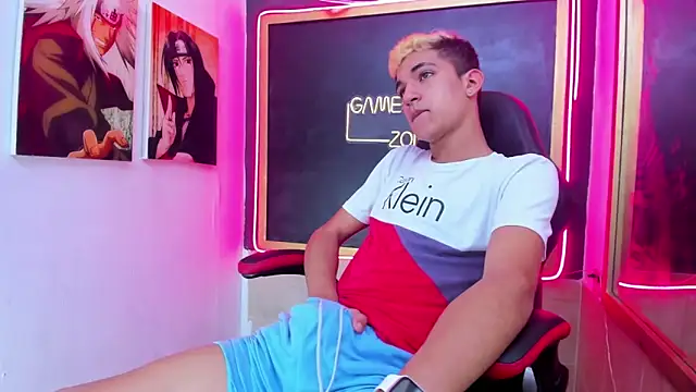 Snapshot of Stiben_boy chatting on 25, 9, 2025 Stiben boy online show from 25, 9, 2025