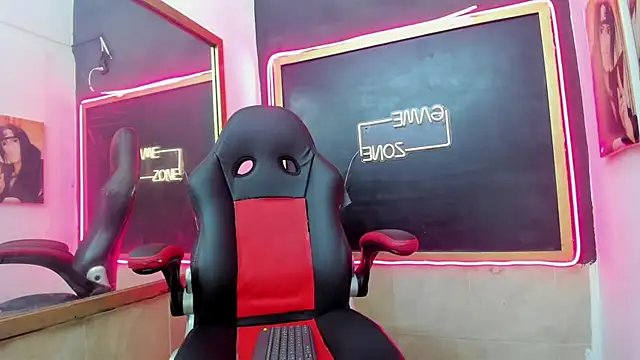 Snapshot of Stiben_boy chatting on 30, 9, 2025 Stiben boy online show from 30, 9, 2025