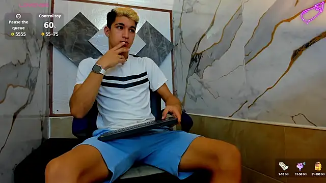 Snapshot of Stiben_boy chatting on 6, 10, 2025 Stiben boy online show from 6, 10, 2025