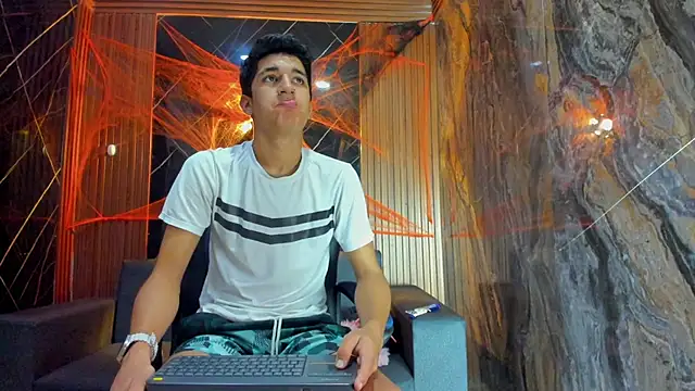 Snapshot of Stiben_boy chatting on 26, 10, 2025 Stiben boy online show from 26, 10, 2025