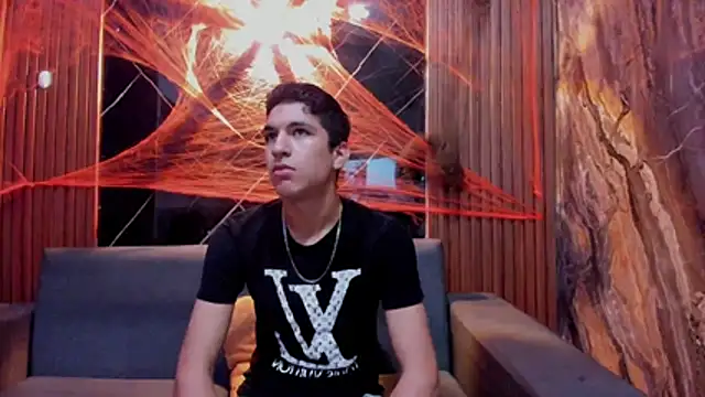 Snapshot of Stiben_boy chatting on 27, 10, 2025 Stiben boy online show from 27, 10, 2025