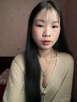 Snapshot of -mayhan11 chatting on 2, 10, 2025 -mayhan11 online show from 2, 10, 2025