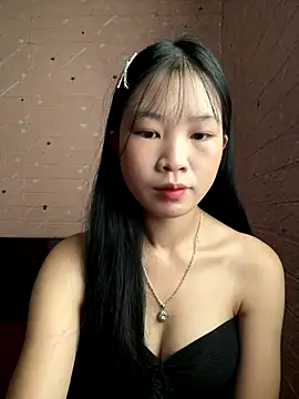 Snapshot of -mayhan11 chatting on 3, 10, 2025 -mayhan11 online show from 3, 10, 2025