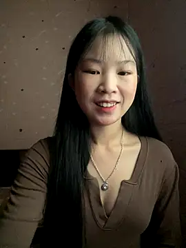 Snapshot of -mayhan11 chatting on 4, 10, 2025 -mayhan11 online show from 4, 10, 2025