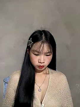 Snapshot of -mayhan11 chatting on 12, 10, 2025 -mayhan11 online show from 12, 10, 2025
