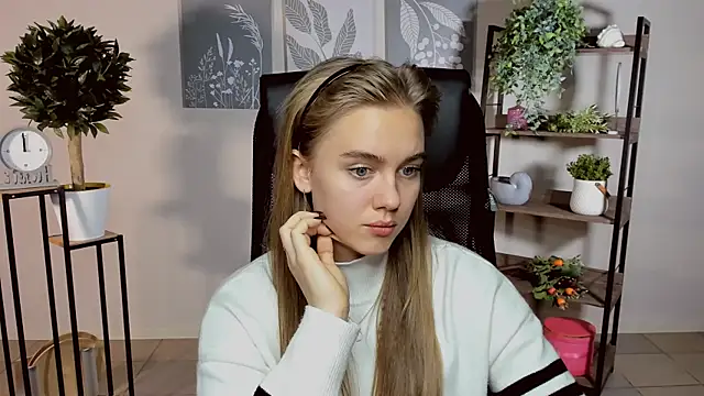 JuneWoods online show from 11, 10, 2025