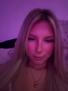 blondeeee online show from 9, 4, 2026