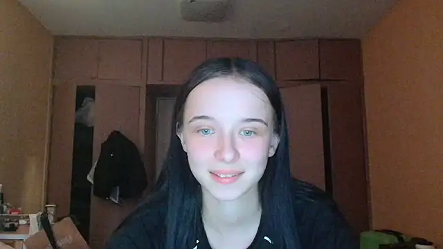 Emilia Light online show from 7, 6, 2026