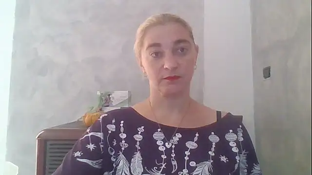 Snapshot of GoldenAngelMilf chatting on 2, 10, 2025 GoldenAngelMilf online show from 2, 10, 2025