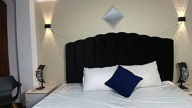 Snapshot of GabySweett_ chatting on 14, 10, 2025 GabySweett online show from 14, 10, 2025