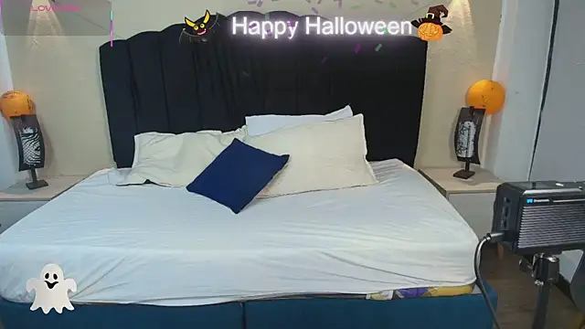 Snapshot of GabySweett_ chatting on 2, 11, 2025 GabySweett online show from 2, 11, 2025