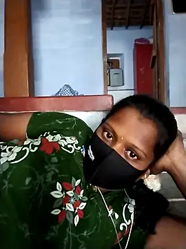 Snapshot of Tamil_Hot_Sandy chatting on 8, 5, 2026 Tamil Hot Sandy online show from 8, 5, 2026