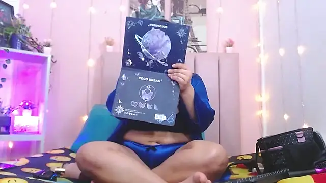 Cassie Lane online show from 13, 11, 2025