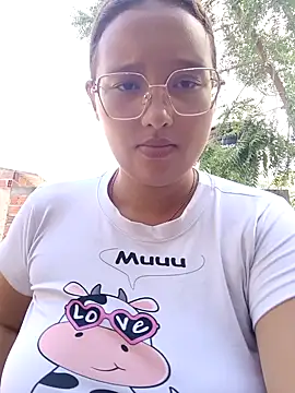 young dairy01 online show from 31, 10, 2025