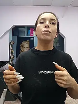 Conny Shellie online show from 5, 10, 2025