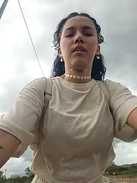 Snapshot of _TOMOE chatting on 21, 10, 2025 TOMOE online show from 21, 10, 2025