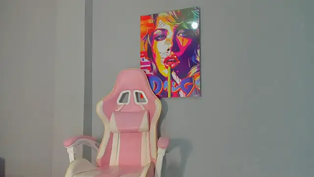 Snapshot of Athenea__fox chatting on 22, 12, 2025 Athenea fox online show from 22, 12, 2025