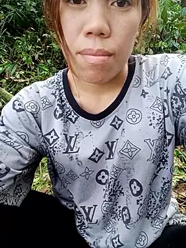 Snapshot of nhinhi-sexy chatting on 28, 10, 2025 nhinhi-sexy online show from 28, 10, 2025