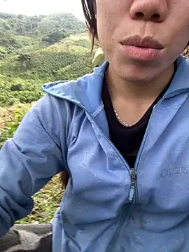 Snapshot of nhinhi-sexy chatting on 14, 11, 2025 nhinhi-sexy online show from 14, 11, 2025