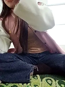 Snapshot of nhinhi-sexy chatting on 19, 11, 2025 nhinhi-sexy online show from 19, 11, 2025