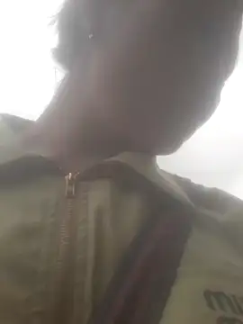 Snapshot of bree-zz chatting on 5, 11, 2025 bree-zz online show from 5, 11, 2025