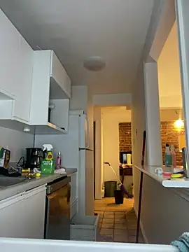 sexybriiiixoxo online show from 4, 2, 2026