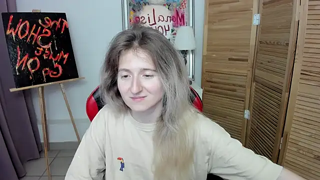 Snapshot of CamillaDreamer chatting on 8, 7, 2026 CamillaDreamer online show from 8, 7, 2026