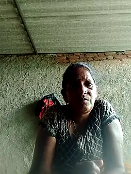 Snapshot of Rs_sonam chatting on 3, 10, 2025 Rs sonam online show from 3, 10, 2025