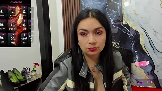 Snapshot of angelinee39 chatting on 26, 10, 2025 angelinee39 online show from 26, 10, 2025