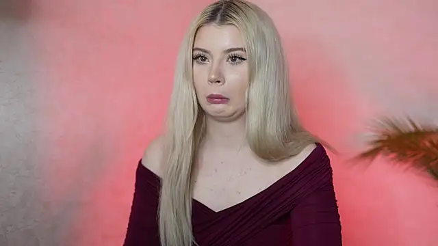 Snapshot of AshleyNikoo chatting on 25, 10, 2025 AshleyNikoo online show from 25, 10, 2025