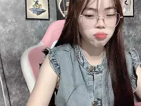 Ellie039 online show from 2, 10, 2025
