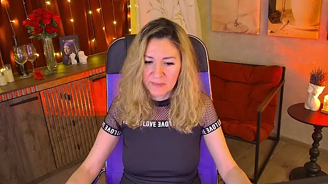 DonnaSmitth online show from 21, 4, 2026