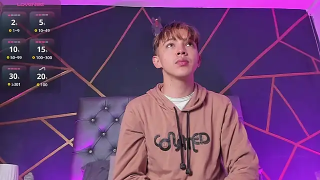 Lian Miller1  online show from 31, 3, 2026